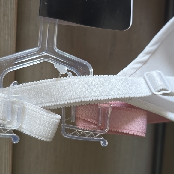 ELLEN TRACY BRAS - Picture 10 of 10